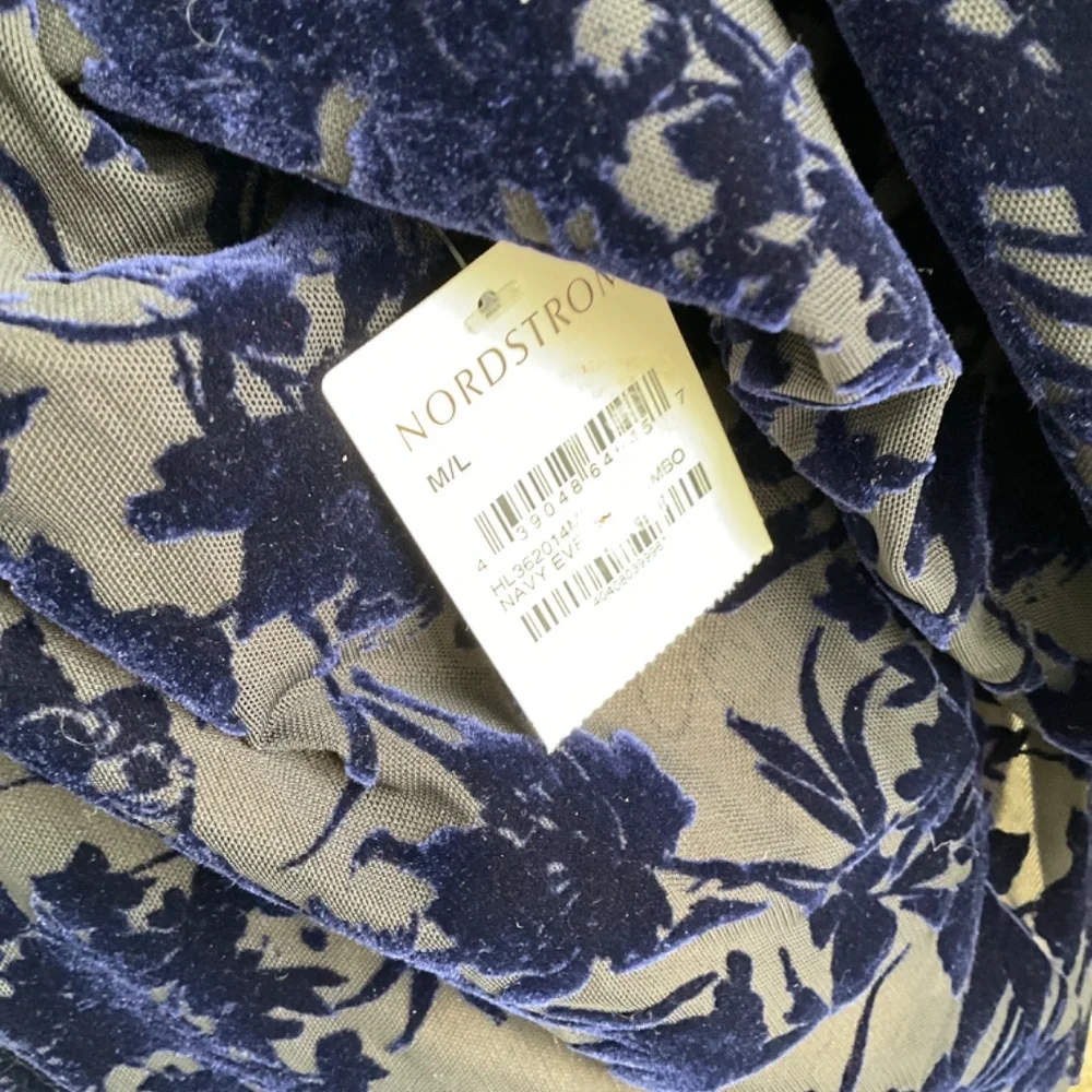 NWT Nordstrom Anthropologie Hinge navy burnout velvet Kimono boho Hippie Stevie